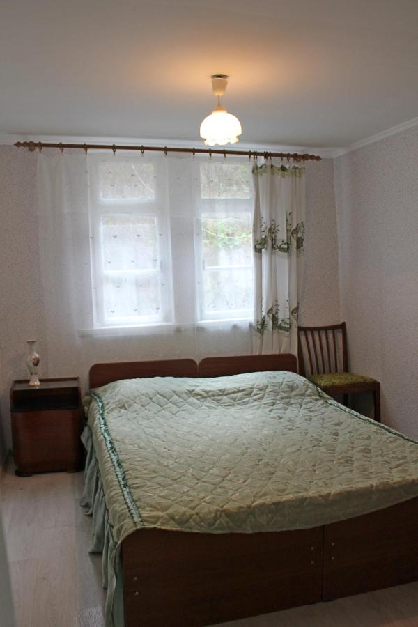 Tsikhierva Hotel Gagra Bagian luar foto