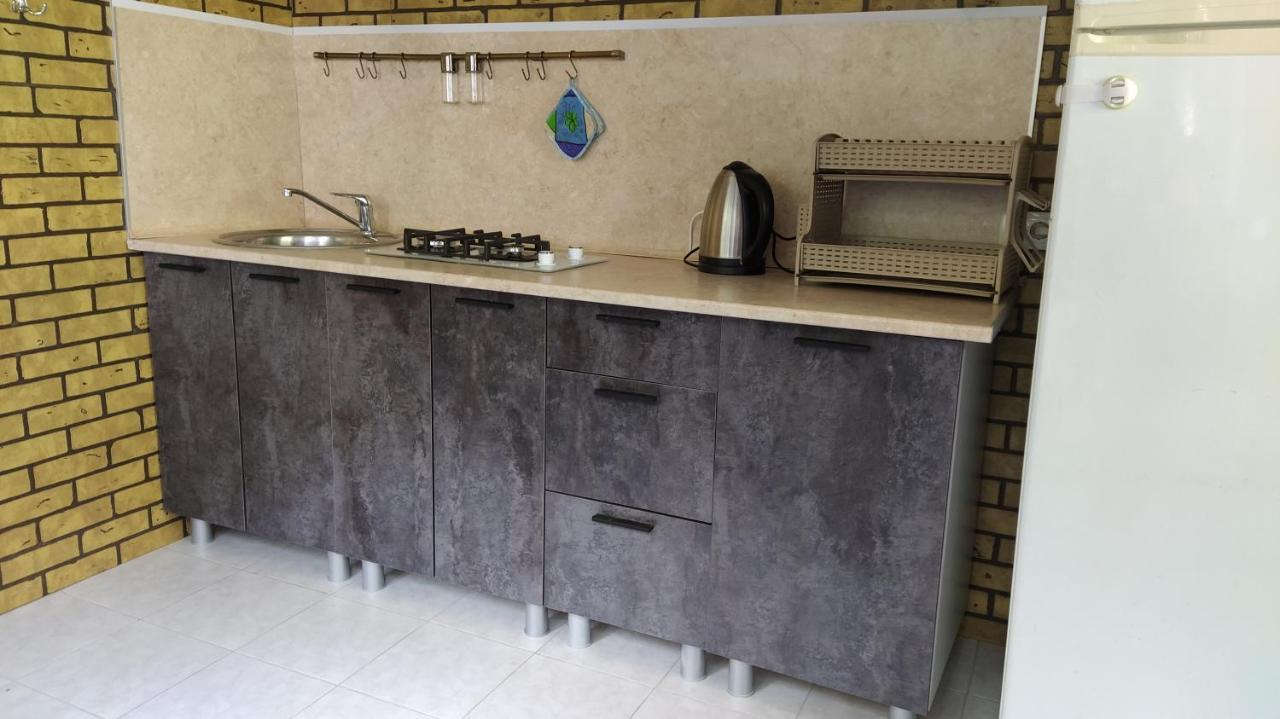 Tsikhierva Hotel Gagra Bagian luar foto