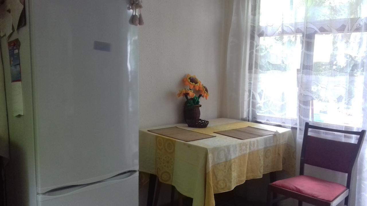 Tsikhierva Hotel Gagra Bagian luar foto