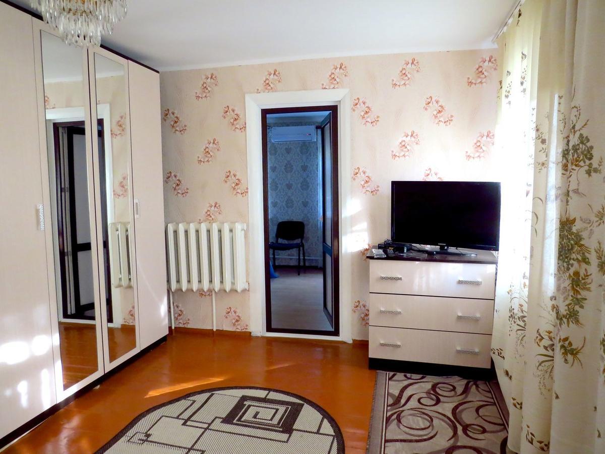 Tsikhierva Hotel Gagra Bagian luar foto